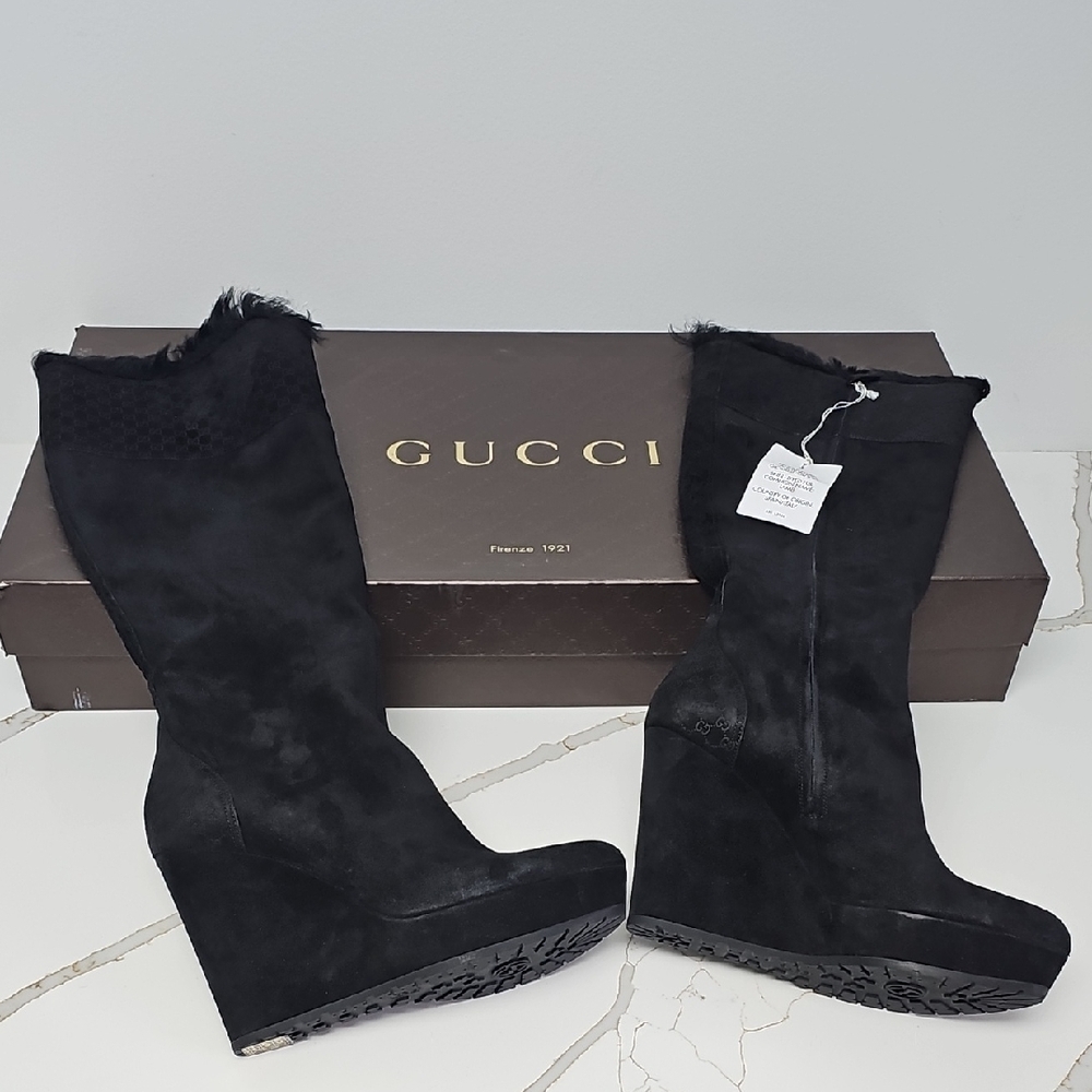 Gucci Black Heeled Boots with Textured Fabric